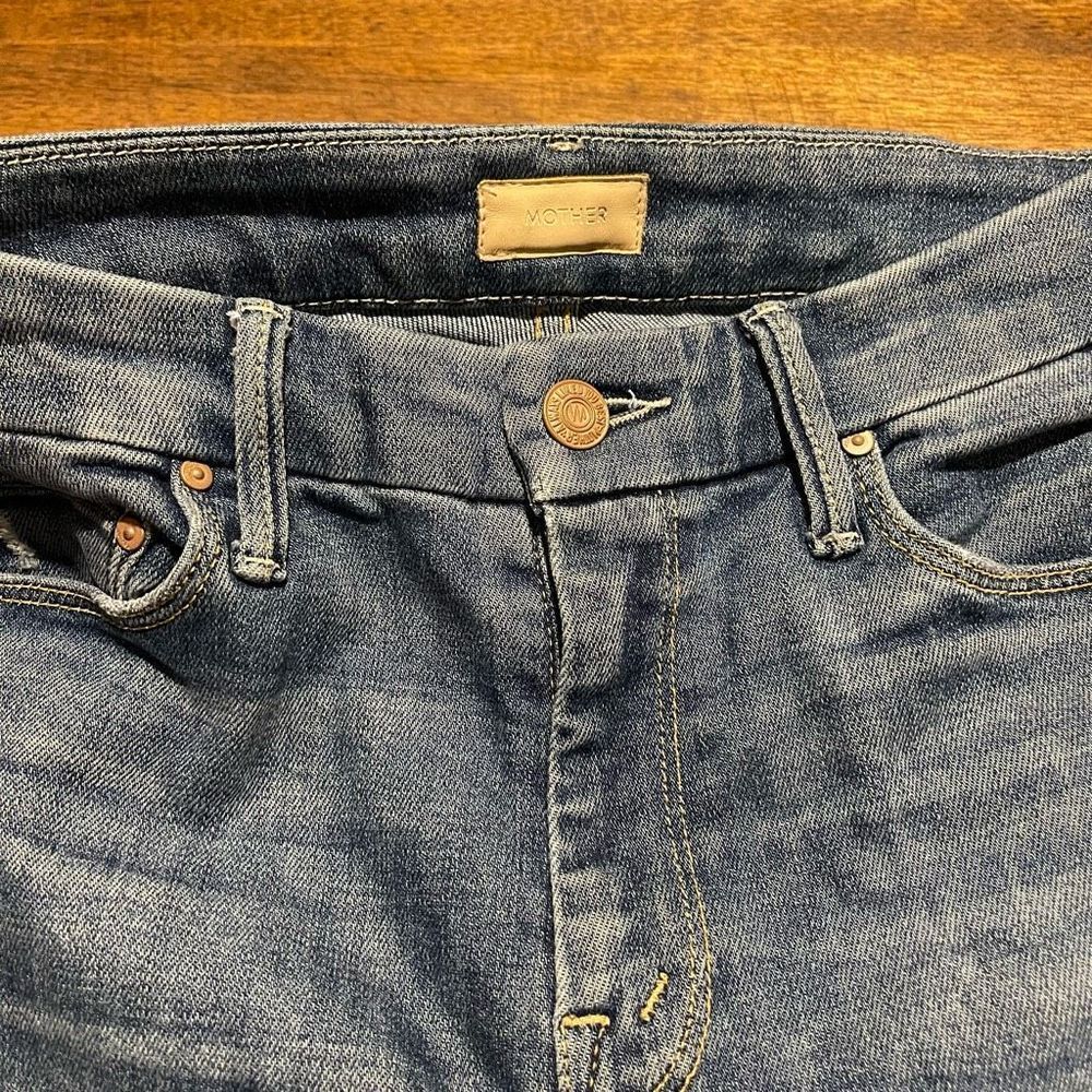 Mother High Waisted Looker Ankle Fray Jeans - Picture 6 of 8